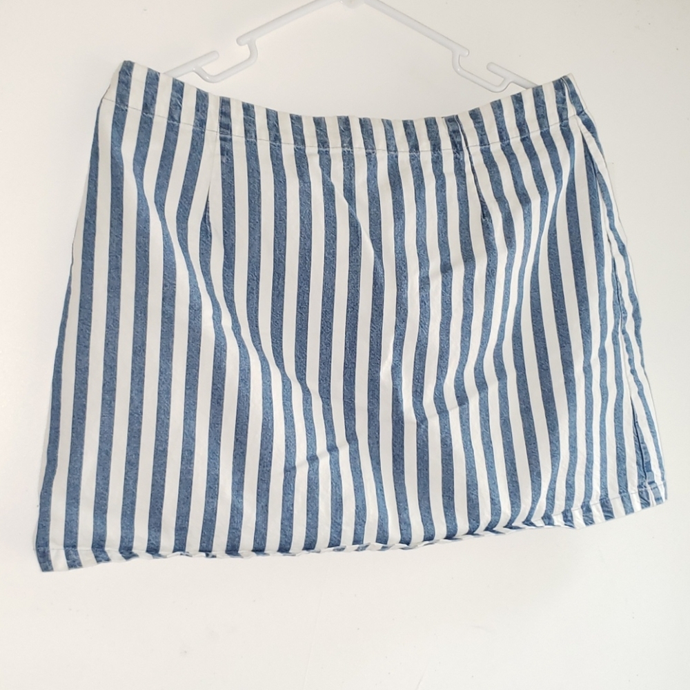 White & Chambray Stripe- •F21• | A-Line Mini Skirt - Picture 1 of 8